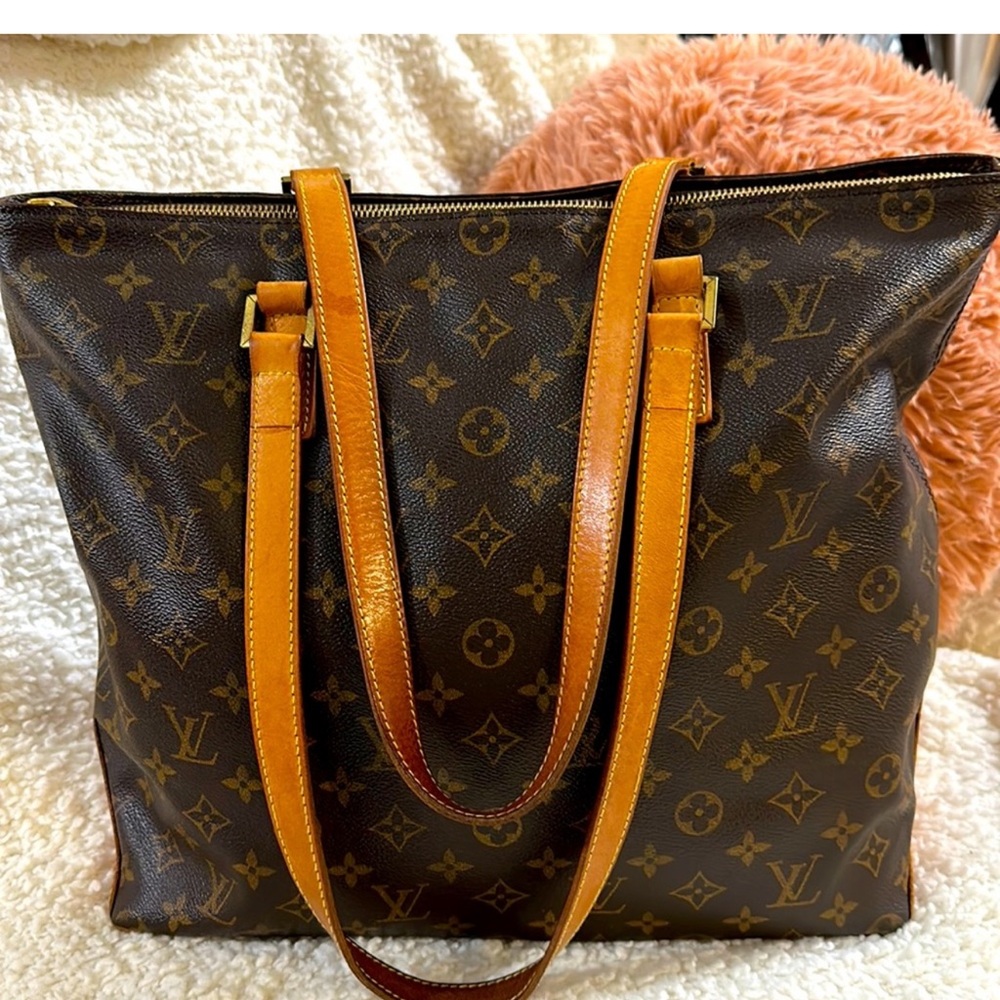 LV MONOGRAM SHOULDER BAG. Luxury item.
